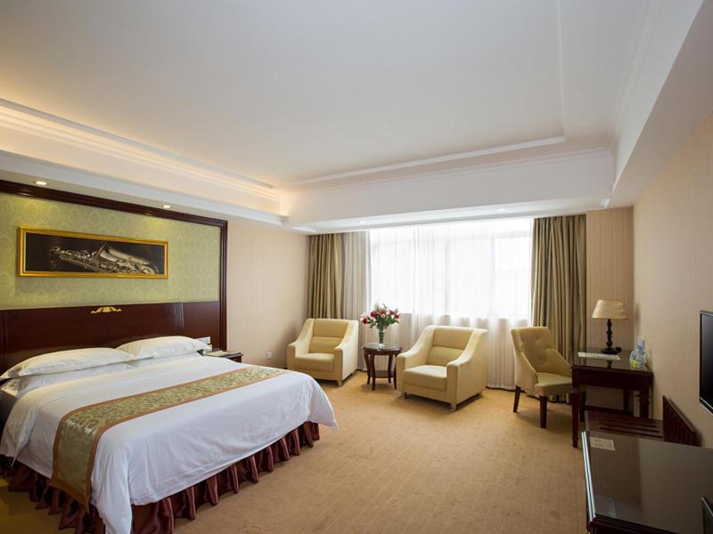 Vienna Hotel Heyuan High-Tech Yi Road Exterior photo